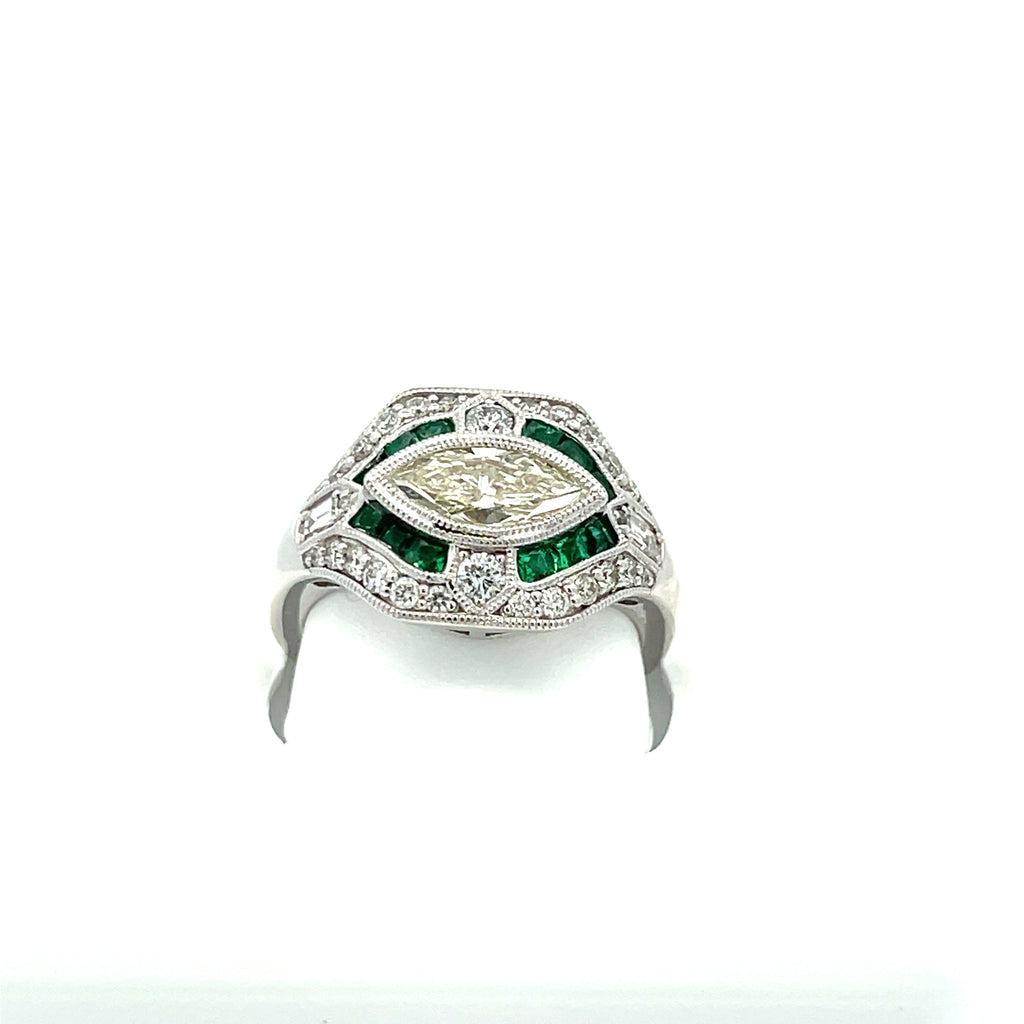 Vintage Collection 1.02 MQ center DIA & Emerald / Diamonds sides Platinum Ring