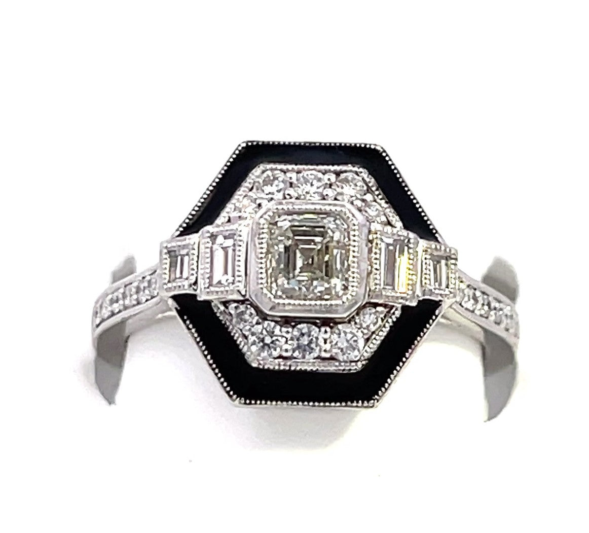 Vintage Collection 0.85CTW 0.50 Center DIA & 28 PCS Diamonds sides 6.61 gm Platinum Ring