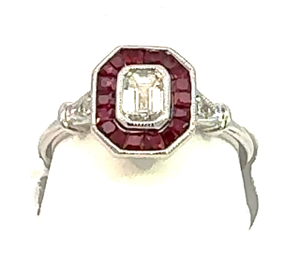 Vintage Collection 0.54 CTW / 0.51 CTR EM & 2 PCS 0.03CTS DIA RD Side Stones & 18 Ruby 0.83CTS Set On 2.41GR 14KWG Ring