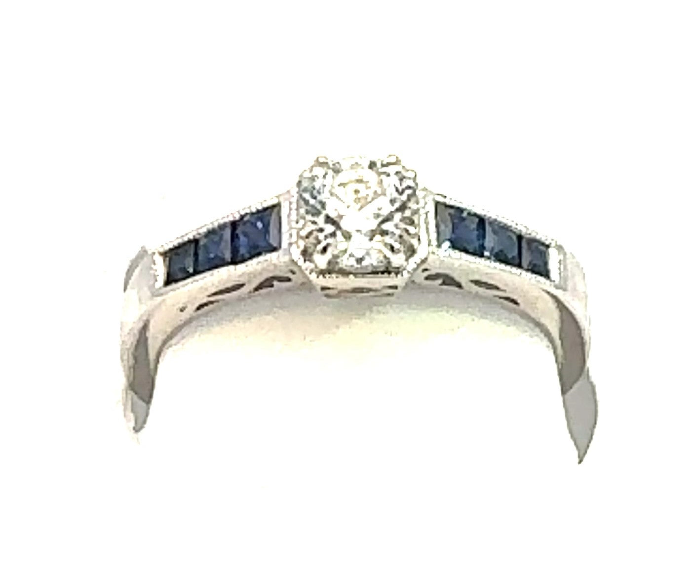 Vintage Collection 0.51 CTW / 0.51 CTR RD & 6 Pcs Sapphire 0.34CTS Set On 2.22GR 14KWG Ring