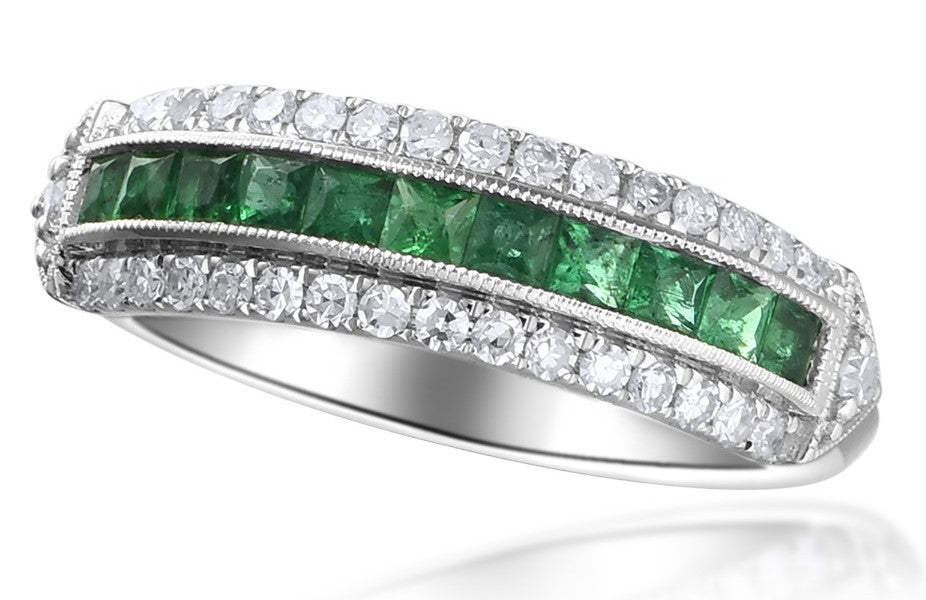 VINTAGE COLLECTION  0.30 CTW / 11 SQ  EMERALD 0.49CTS & 34  DIA RD SIDE STONES  0.30 CTS SET ON  2.68GR 14KWG RING