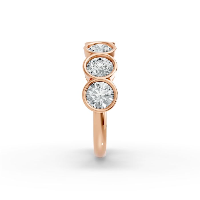 Round Shape Diamond Anniversary Band in Gold