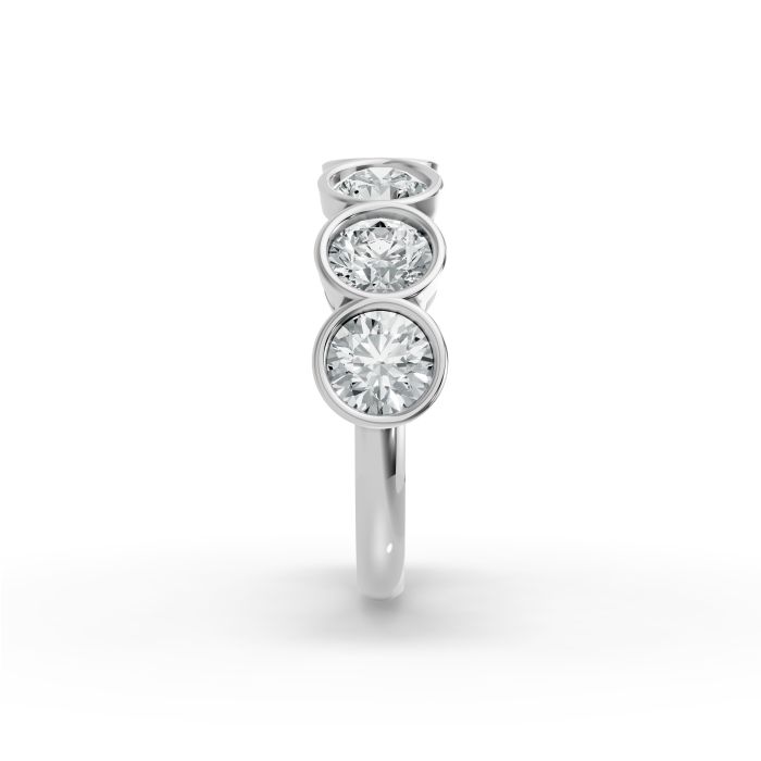 Round Shape Diamond Anniversary Band in Gold