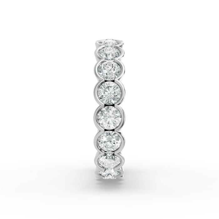 Round Shape Diamond Eternity Bands in Gold
