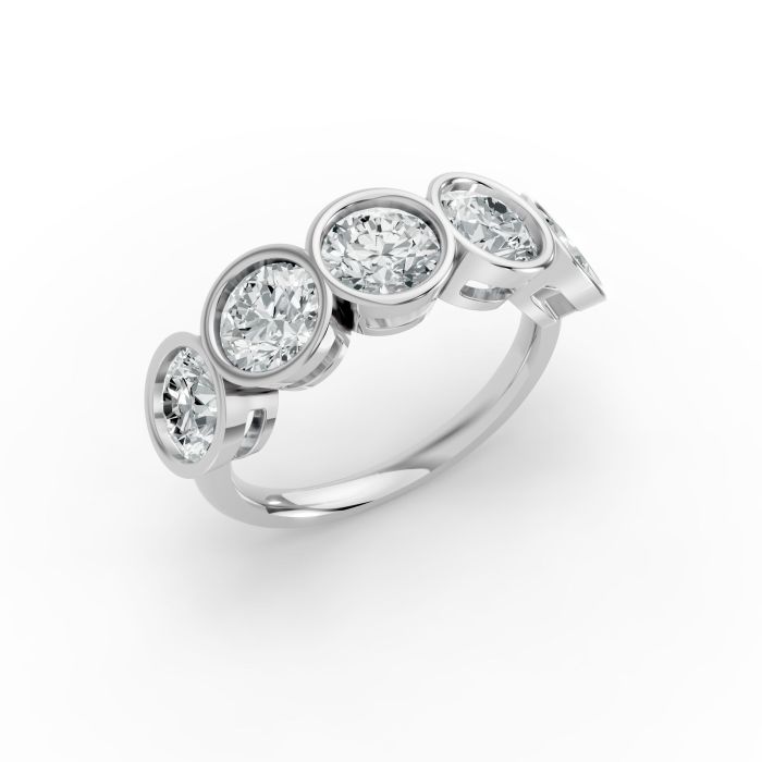 Round Shape Diamond Anniversary Band in Gold
