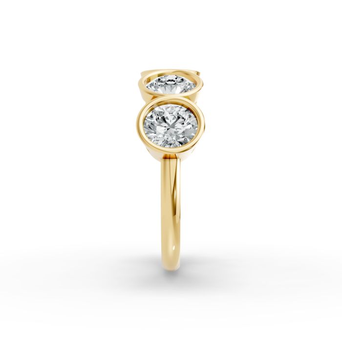 Round Shape Diamond Anniversary Band in Gold