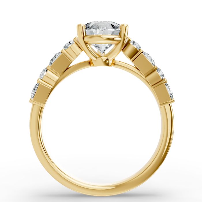 Pear Shape Diamond Bridal Ring in Gold
