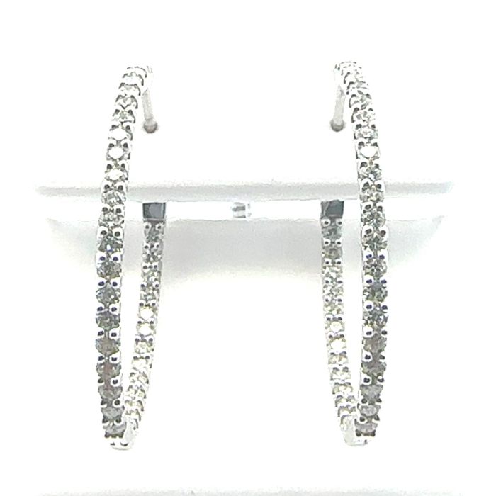 Basics Earrings  2.00   with 2.00  Round Brilliant Diamond Sides set on 0.00gr 14k WG