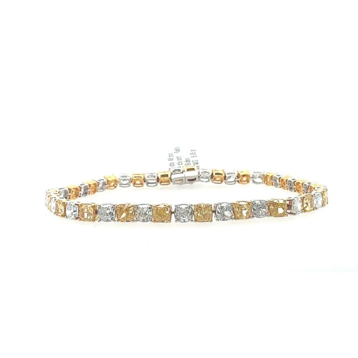 LUCY Bracelet  9.79   with 9.79  Radiant Lab Grown Diamond Sides set on 5.05gr 14k WG