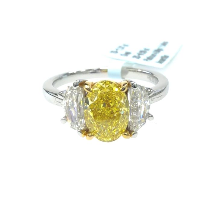 Platinum Lab Grown Diamond  Rings  Yellow Oval 1.37CT 2D- 0.59CTW 1.96CTW/  4.80GR