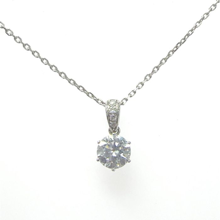 Lab Grown Collection Necklace 5 DIA 0.75 CENTER & 0.04CTS on 1.82 gr 14k WG