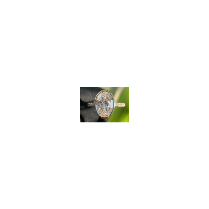 14k YG Lab Grown Diamond  Rings  Oval 4.08CT Round   21D- 0.54CTW 22D  -4.62CTW  3.77GR