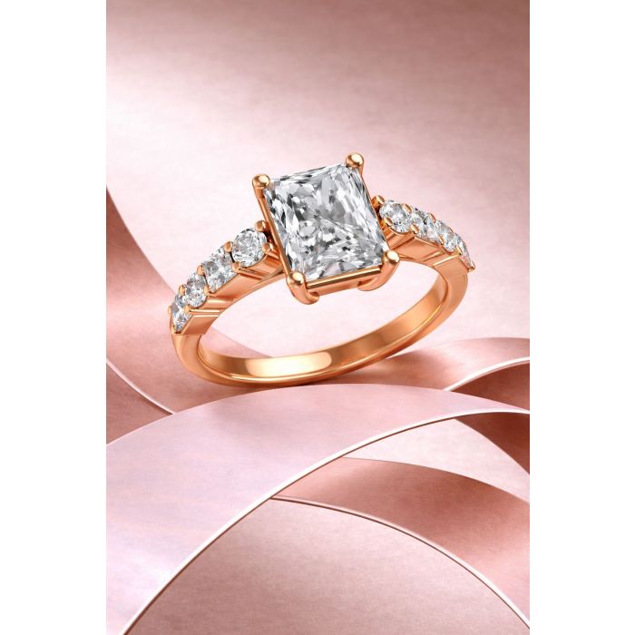 Radiant Shape Diamond Bridal Ring in Gold