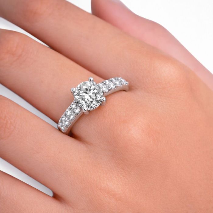 Round Shape Diamond Bridal Ring in Gold