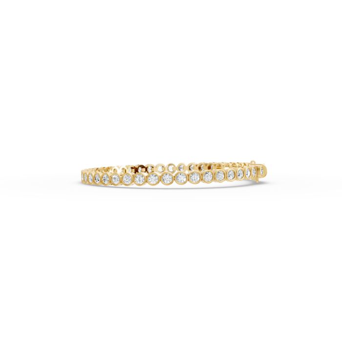 Round Shape Diamond Bracelets in Gold