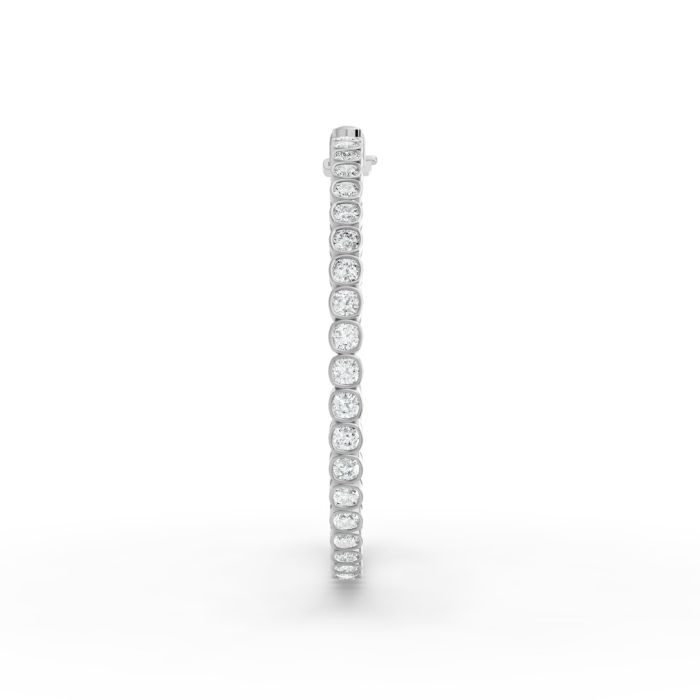 Cushion Shape Diamond Bracelets in Gold