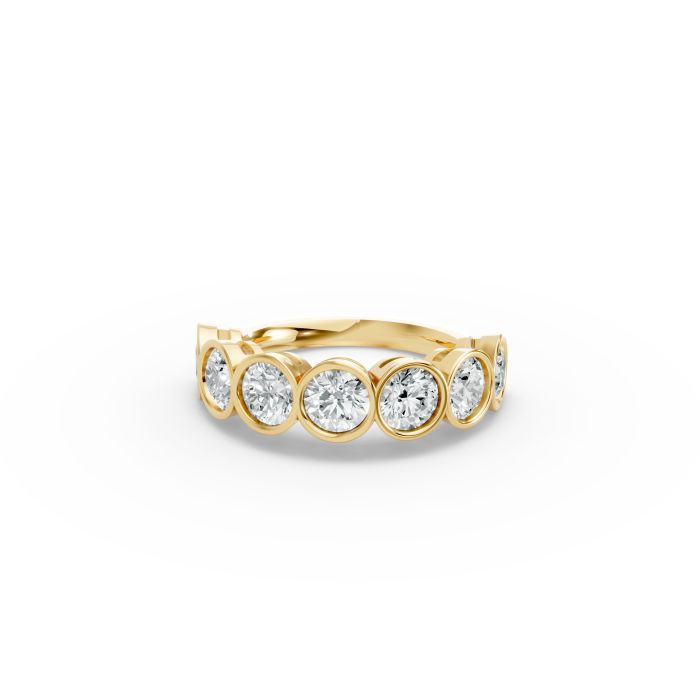 Round Shape Diamond Anniversary Band in Gold