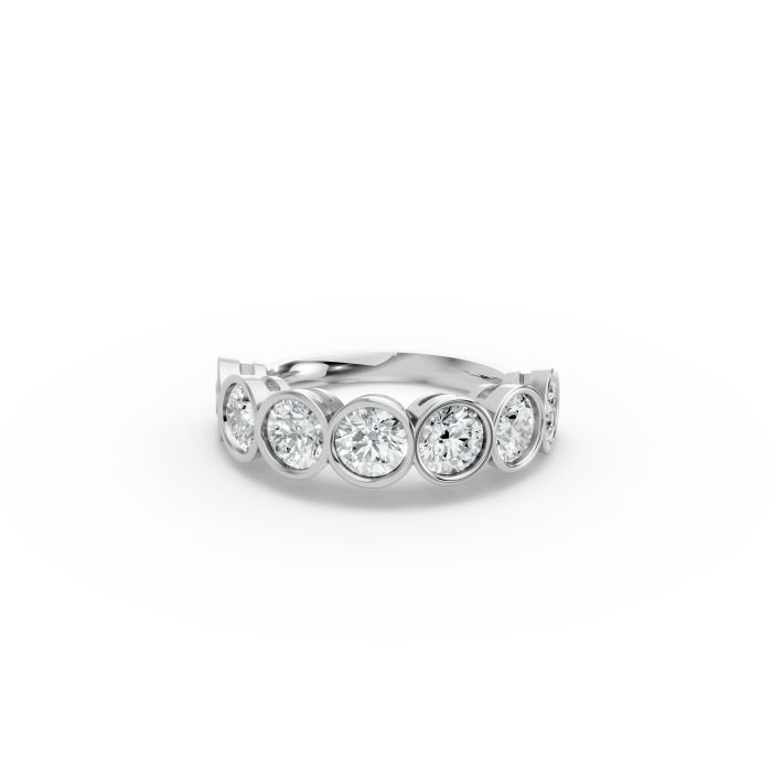Round Shape Diamond Anniversary Band in Gold