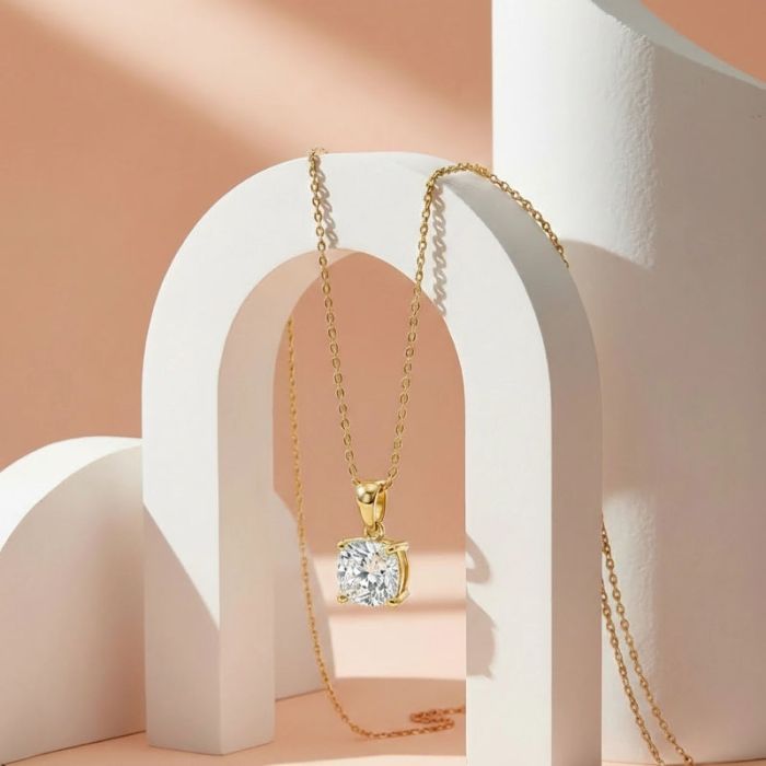 4 Prong Solitaire Pendant