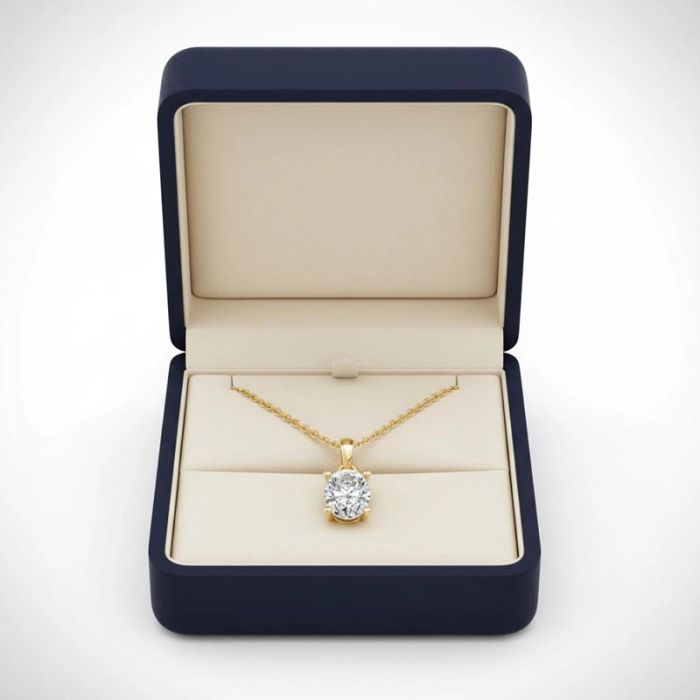 4 Prong Solitaire Pendant