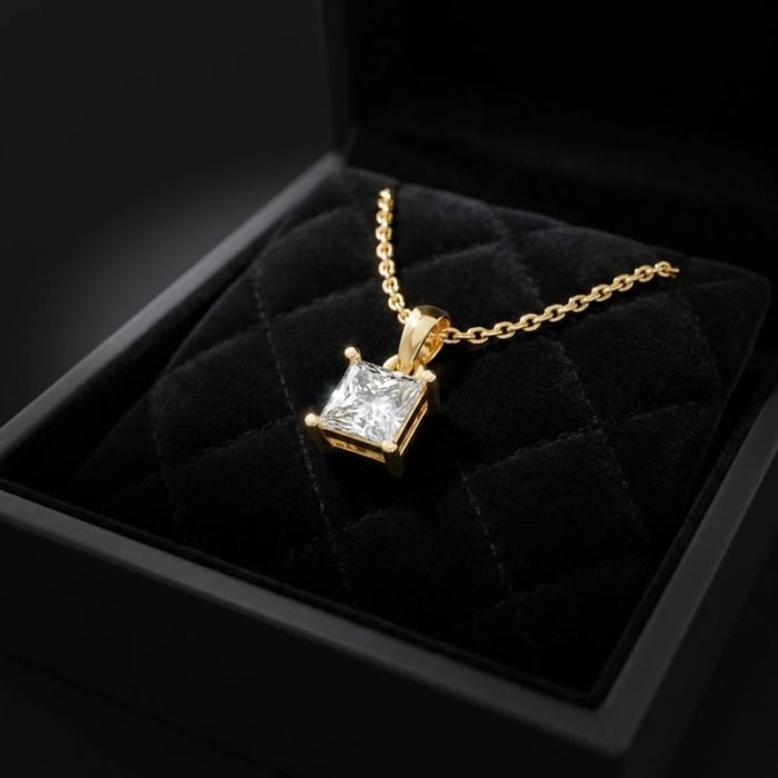 4 Prong Solitaire Pendant