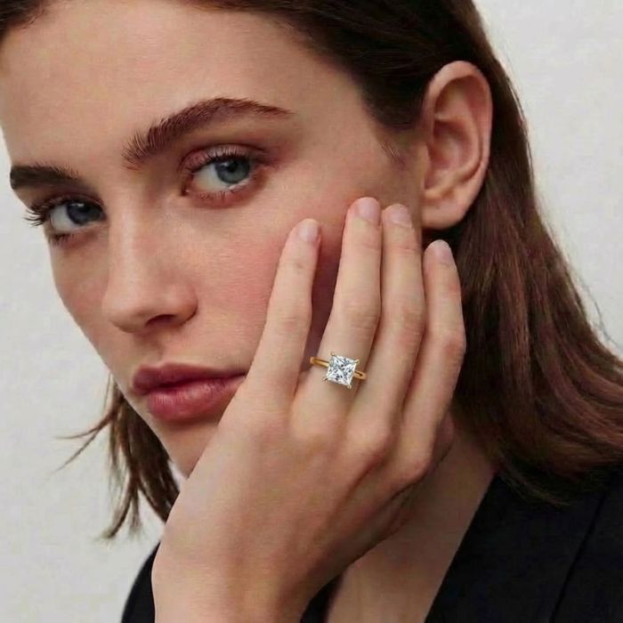 4 Prong Solitaire Ring