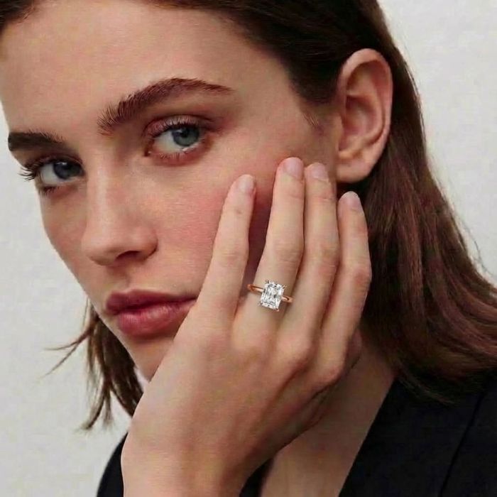 4 Prong Solitaire Ring