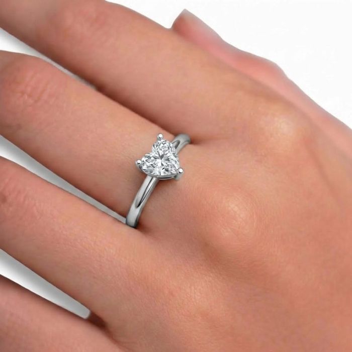 3 Prong Solitaire Ring