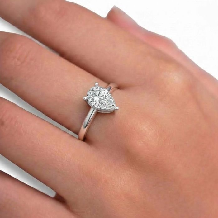 3 Prong Solitaire Ring