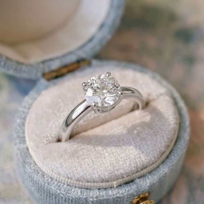 3 Prong Solitaire Ring